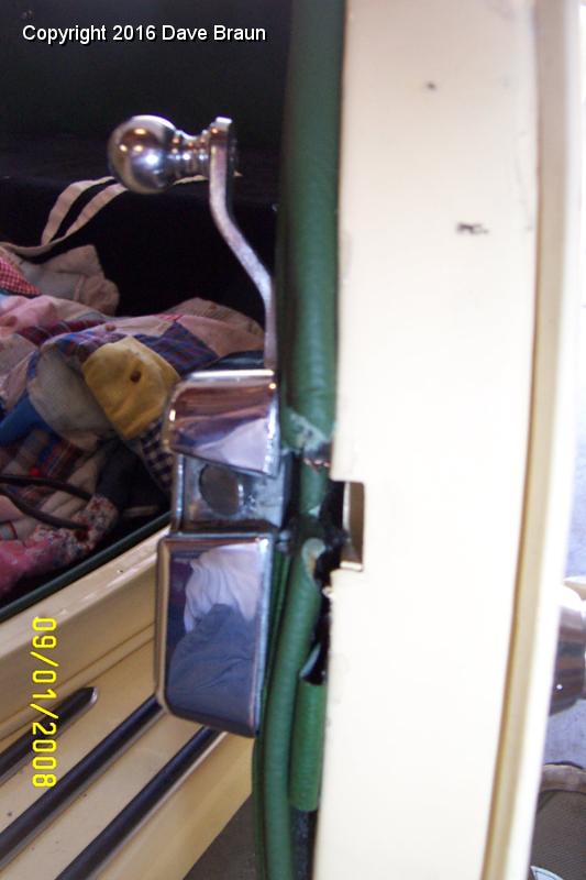 MGTD15470/Interior & Upholstery/Interior Installation/vinyl piece to